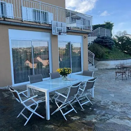 Une Perle Sur Les Bords De Saone Apartmán *
